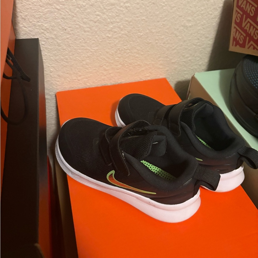 Nike runner 10c